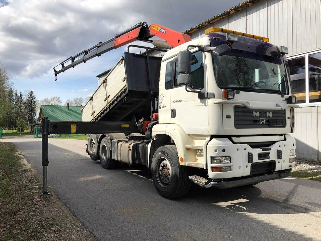 MAN TGA 26.430 6X2-2 BL/M 3-WAY TIP+PALFINGER PK23500 - Tipper: picture 3 MAN TGA 26.430 6X2-2 BL/M 3-WAY TIP+PALFINGER PK23500 - Tipper: picture 3