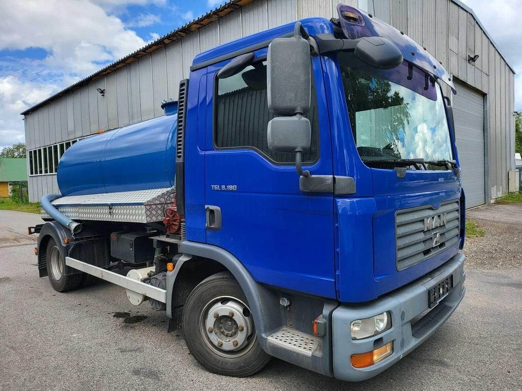 MAN TGL 8.180 4X2 VACUUM 4m³ - Vacuum truck: picture 5 MAN TGL 8.180 4X2 VACUUM 4m³ - Vacuum truck: picture 5