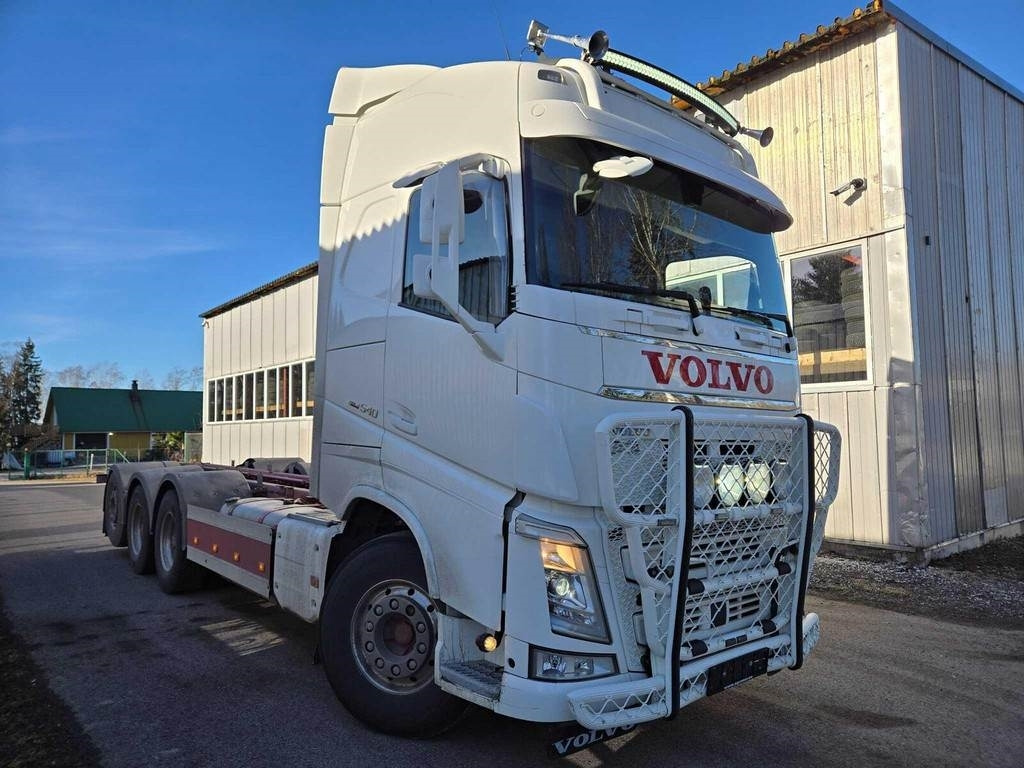 Volvo FH540 8X4 CHASSY  - Cab chassis truck: picture 5 Volvo FH540 8X4 CHASSY  - Cab chassis truck: picture 5