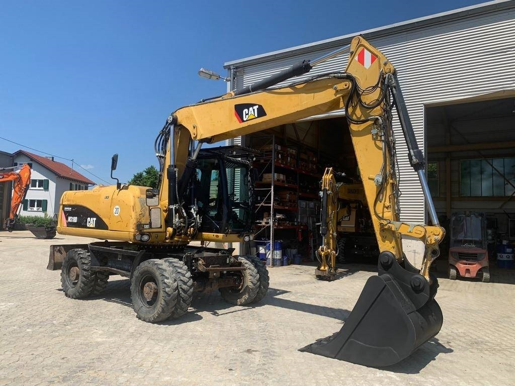 Wheel excavator CAT M 318 D: picture 7