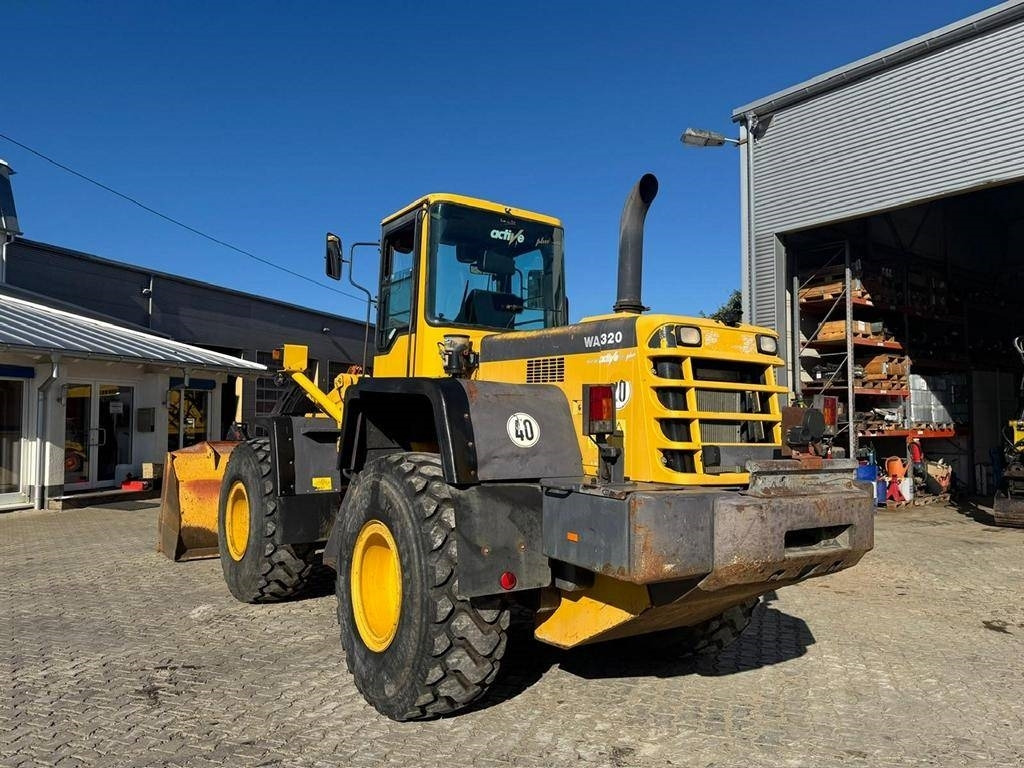 Komatsu WA 320-3H - Wheel loader: picture 3 Komatsu WA 320-3H - Wheel loader: picture 3