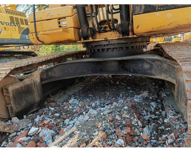 Crawler excavator 2019 Caterpillar 323D2L: picture 17