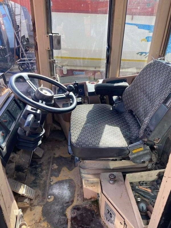 CAT 960 F - Wheel loader: picture 5 CAT 960 F - Wheel loader: picture 5