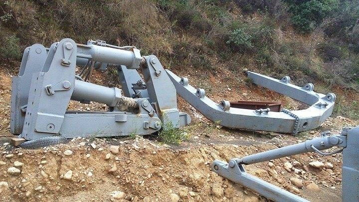 CAT SS RIPPER D9H - Demolition shears: picture 2 CAT SS RIPPER D9H - Demolition shears: picture 2