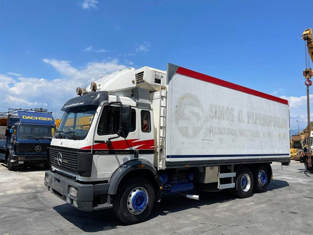 Mercedes-Benz 2435L - Refrigerator truck: picture 3 Mercedes-Benz 2435L - Refrigerator truck: picture 3