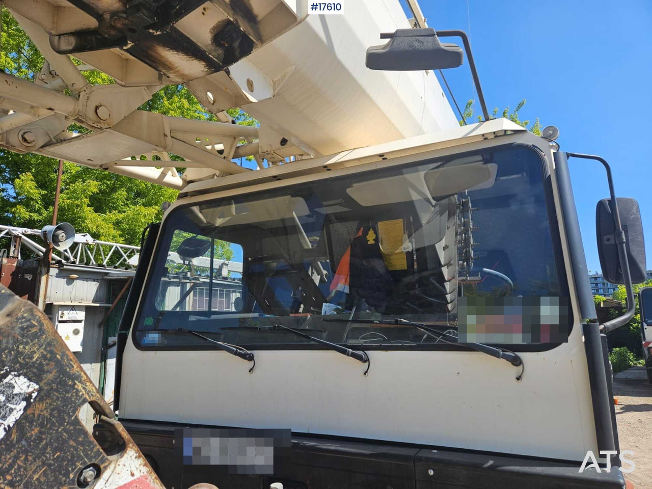 Crane truck 2001 Liebherr  LTM 1080/2: picture 10