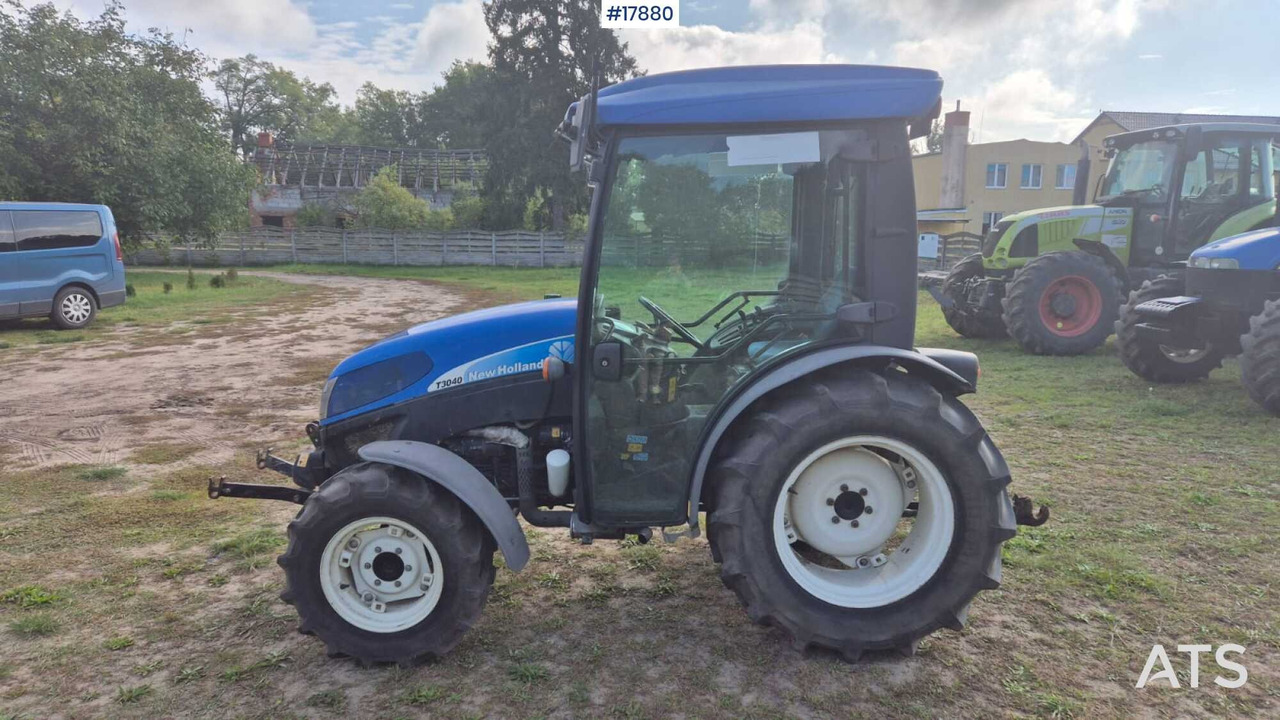 2011 New Holland T 3040 - Compact tractor: picture 5 2011 New Holland T 3040 - Compact tractor: picture 5