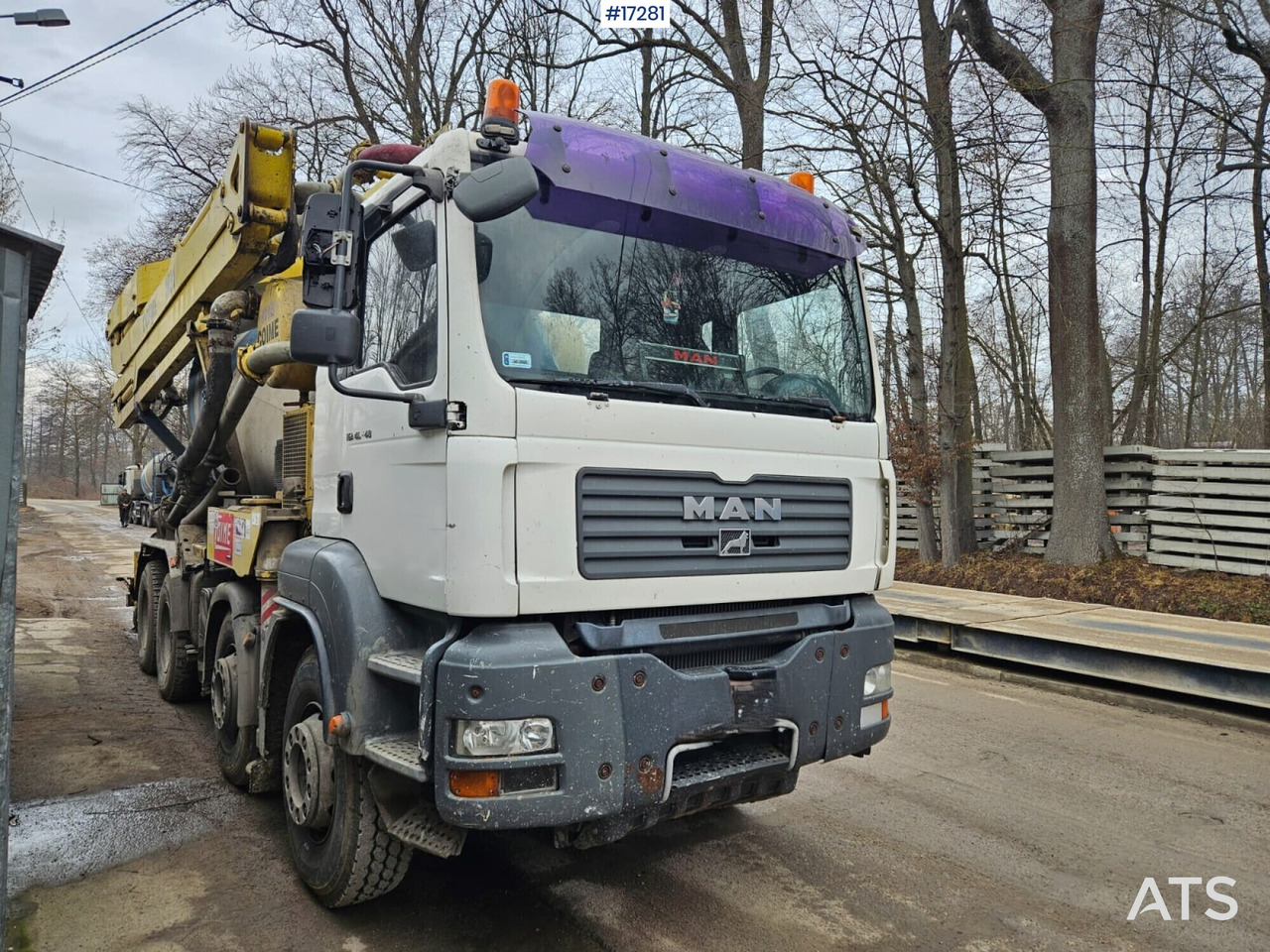 Coime C311 concrete pump on MAN TGA 41.440 chassis (2008) - Concrete pump truck: picture 2 Coime C311 concrete pump on MAN TGA 41.440 chassis (2008) - Concrete pump truck: picture 2