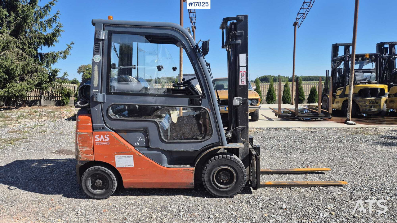 Forklift TOYOTA 02-8FGF15 (2007) - LPG forklift: picture 3 Forklift TOYOTA 02-8FGF15 (2007) - LPG forklift: picture 3