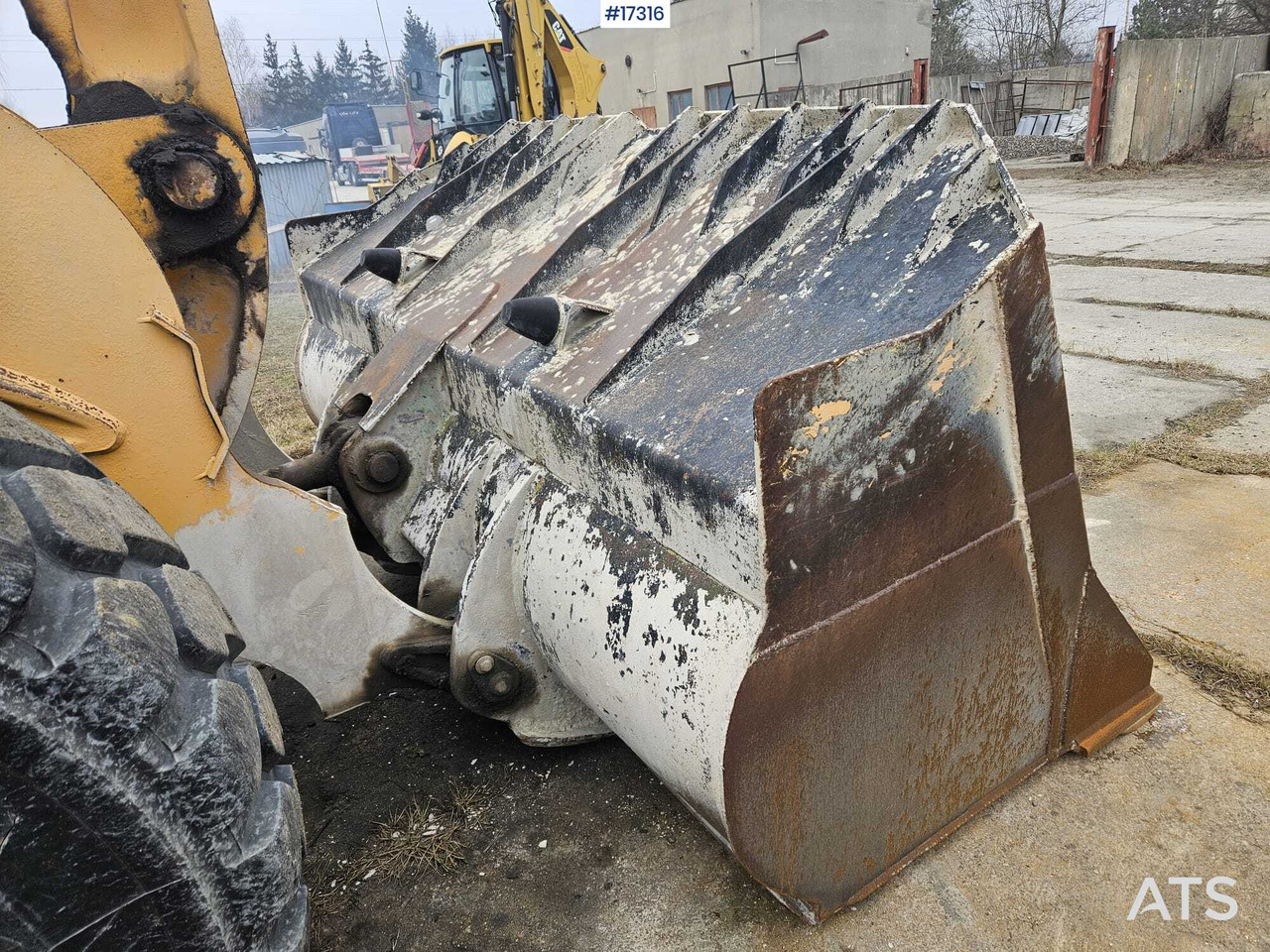Wheel loader LIEBHERR L551 wheel loader (1995): picture 16