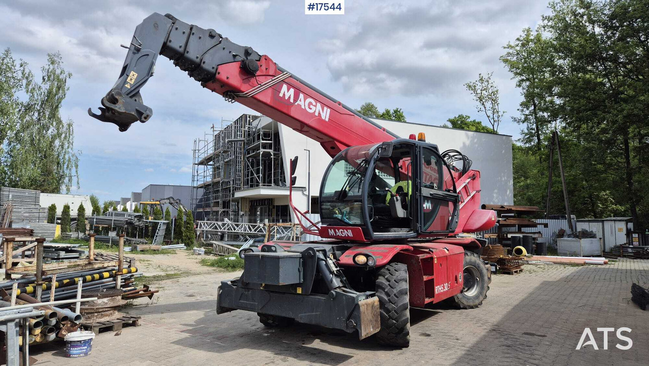 Rotating telescopic handler MAGNI RTH 5.30 SM/C (2016) ++++ - Telescopic handler: picture 1 Rotating telescopic handler MAGNI RTH 5.30 SM/C (2016) ++++ - Telescopic handler: picture 1
