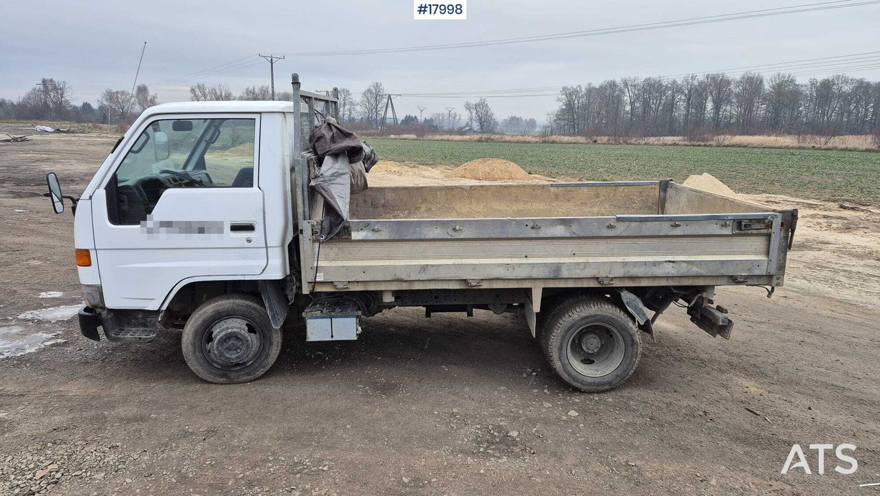 TOYOTA DYNA 3.5t dump truck (1999) - Tipper: picture 5 TOYOTA DYNA 3.5t dump truck (1999) - Tipper: picture 5