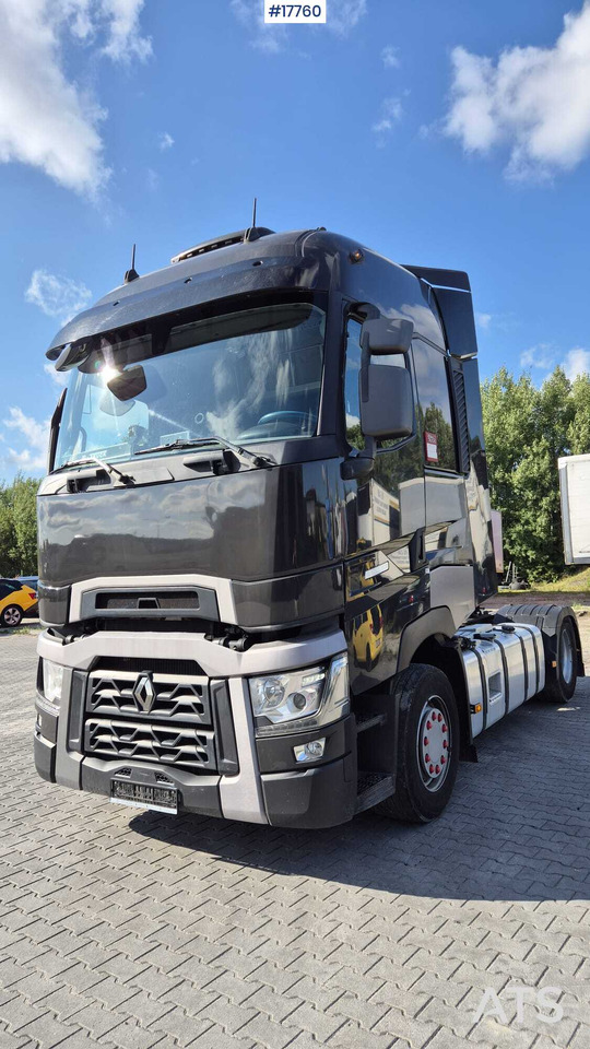 Truck tractor RENAULT T520 (2016) - Tractor unit: picture 5 Truck tractor RENAULT T520 (2016) - Tractor unit: picture 5