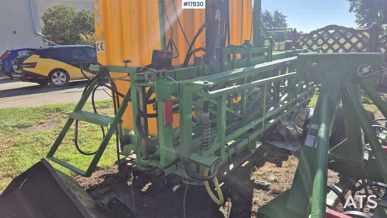 Trailed field sprayer 1000L SKOTAREK P326 (2013) - Tractor mounted sprayer: picture 2 Trailed field sprayer 1000L SKOTAREK P326 (2013) - Tractor mounted sprayer: picture 2
