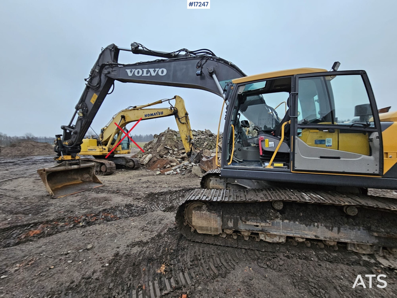 VOLVO EC 220DL Crawler Excavator (2013) Leica GPS Rototilt - Crawler excavator: picture 5 VOLVO EC 220DL Crawler Excavator (2013) Leica GPS Rototilt - Crawler excavator: picture 5