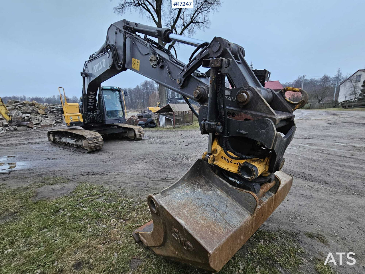 VOLVO EC 220DL Crawler Excavator (2013) Leica GPS Rototilt - Crawler excavator: picture 1 VOLVO EC 220DL Crawler Excavator (2013) Leica GPS Rototilt - Crawler excavator: picture 1