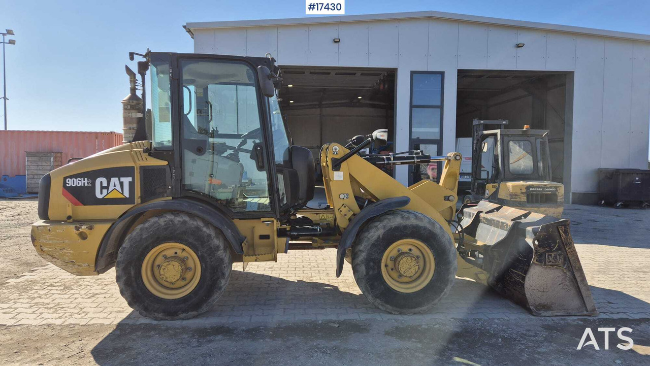 Wheel loader CATERPILLAR 906 H2 (2014) - Wheel loader: picture 4 Wheel loader CATERPILLAR 906 H2 (2014) - Wheel loader: picture 4