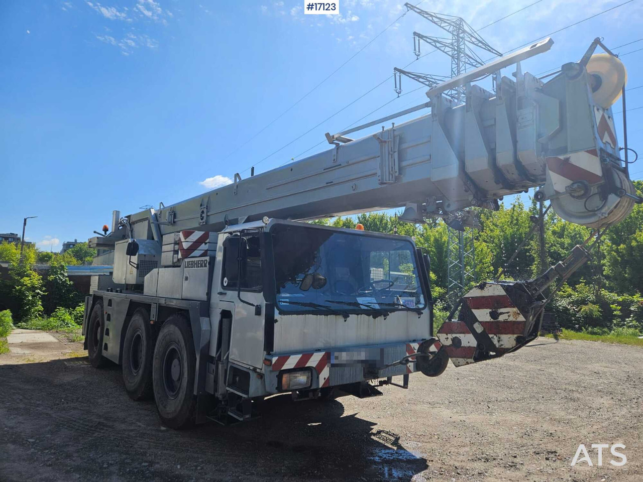 Żuraw samochodowy Liebherr 1050-1 (1995) - Crane truck: picture 2 Żuraw samochodowy Liebherr 1050-1 (1995) - Crane truck: picture 2