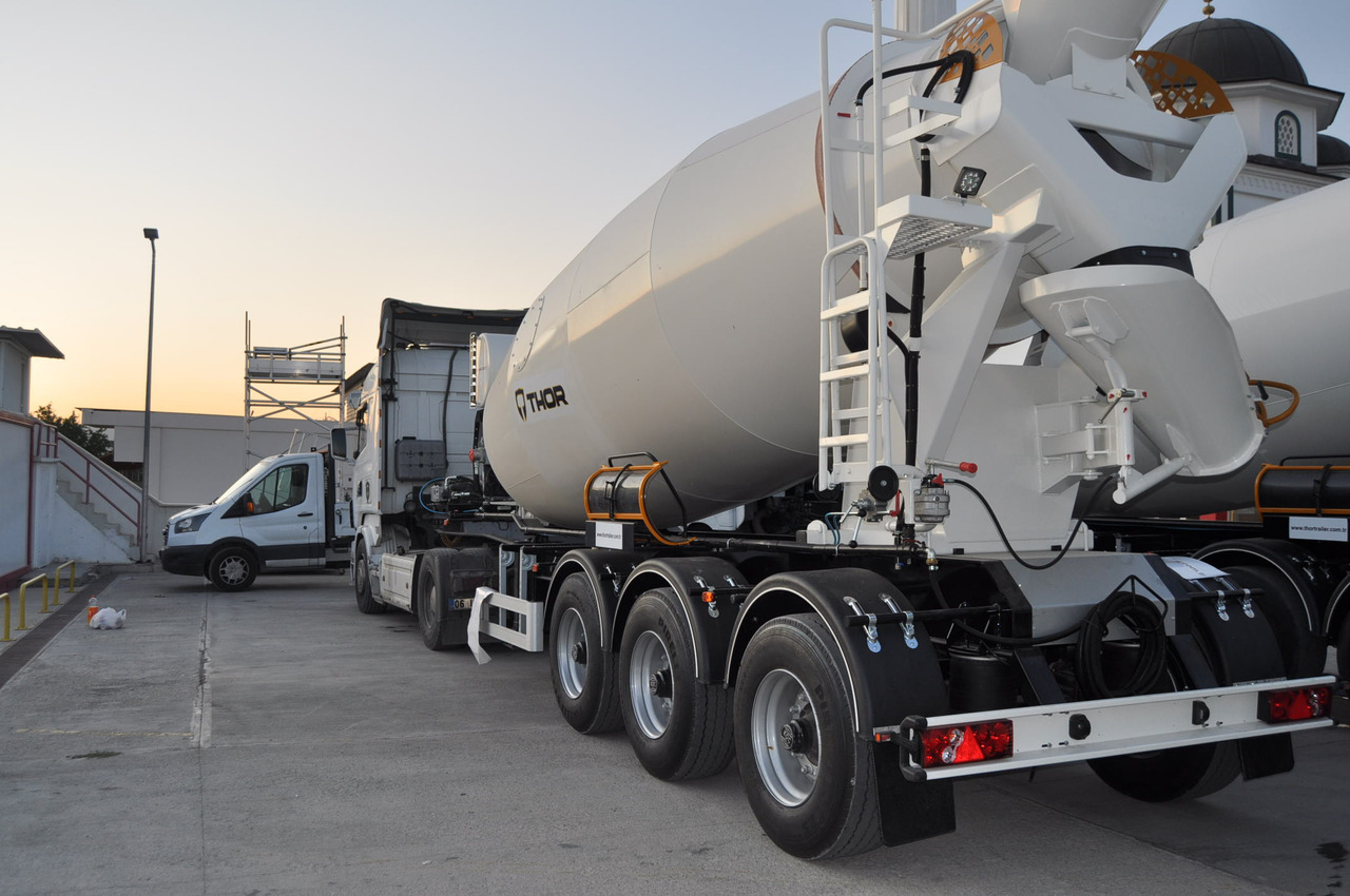 THOR THR-3-MX-15-D - Concrete mixer truck: picture 2 THOR THR-3-MX-15-D - Concrete mixer truck: picture 2