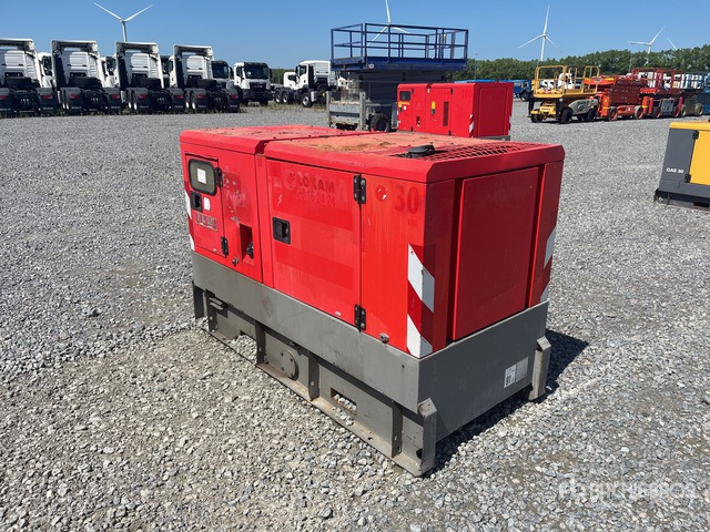 2011 Atlas Copco QAS30 30 kVA Skid-Mounted Generator Set - Generator set: picture 4 2011 Atlas Copco QAS30 30 kVA Skid-Mounted Generator Set - Generator set: picture 4