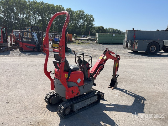 2014 Yanmar SV08-1 Mini Excavator: <6.6t - Mini excavator: picture 3 2014 Yanmar SV08-1 Mini Excavator: <6.6t - Mini excavator: picture 3