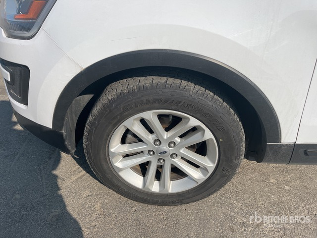 2015 Ford Explorer 4WD SUV - SUV: picture 4 2015 Ford Explorer 4WD SUV - SUV: picture 4