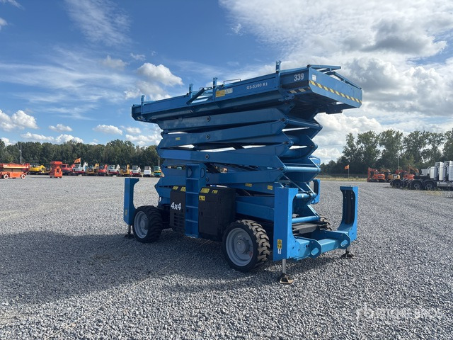2016 Genie GS-5390 4x4 Diesel Scissor Lift - Scissor lift: picture 3 2016 Genie GS-5390 4x4 Diesel Scissor Lift - Scissor lift: picture 3