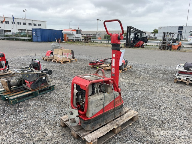 2017 Wacker Neuson DPU4545Hech Vibratory Plate Compactor - Vibratory plate: picture 2 2017 Wacker Neuson DPU4545Hech Vibratory Plate Compactor - Vibratory plate: picture 2