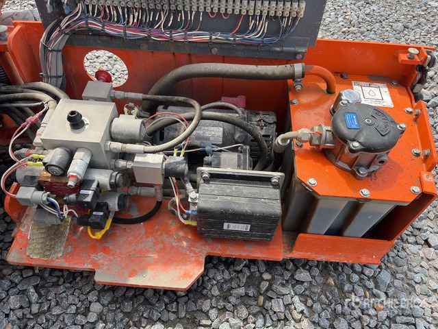 2018 Skyjack SJIII-3219 Electric (Inoperable) Scissor Lift - Scissor lift: picture 5 2018 Skyjack SJIII-3219 Electric (Inoperable) Scissor Lift - Scissor lift: picture 5