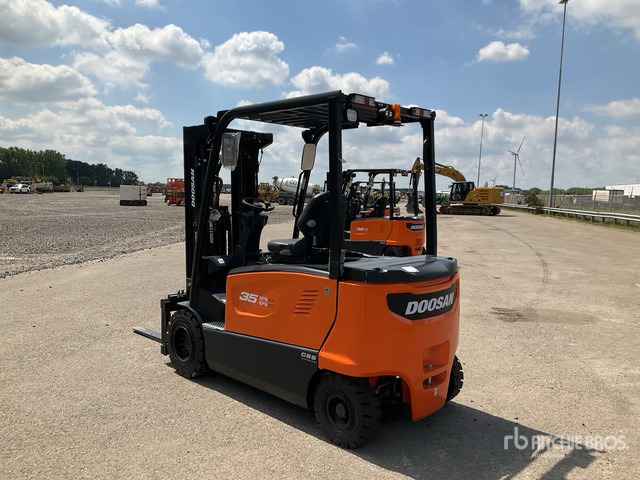2024 Doosan B35X-7 PLUS (Unused) Electric Forklift - Electric forklift: picture 3 2024 Doosan B35X-7 PLUS (Unused) Electric Forklift - Electric forklift: picture 3