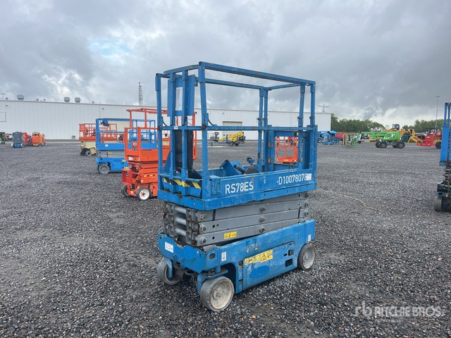 Genie GS-1932 Scissor Lift - Scissor lift: picture 2 Genie GS-1932 Scissor Lift - Scissor lift: picture 2