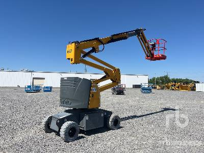 HAULOTTE HA15I 2WD Electric - Articulated boom: picture 1 HAULOTTE HA15I 2WD Electric - Articulated boom: picture 1