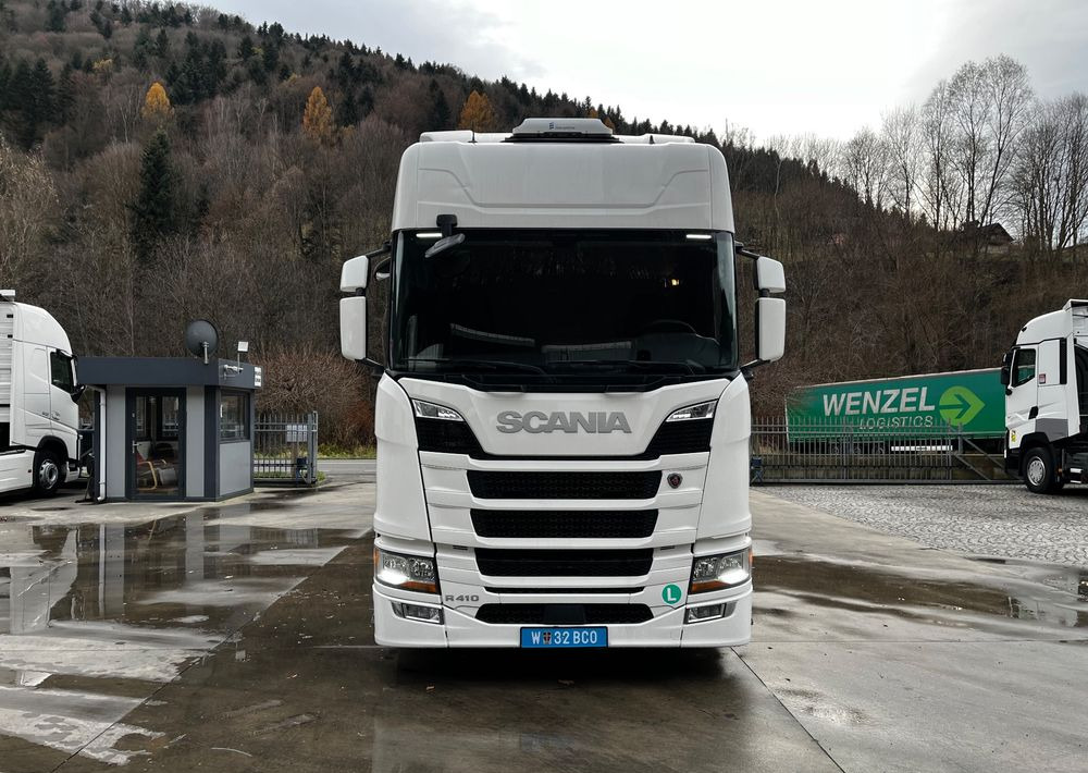 Scania R410 // 2018 Rok 6x2 // Retarder // Automat // Led // Navi // 77 // - Curtainsider truck: picture 3 Scania R410 // 2018 Rok 6x2 // Retarder // Automat // Led // Navi // 77 // - Curtainsider truck: picture 3