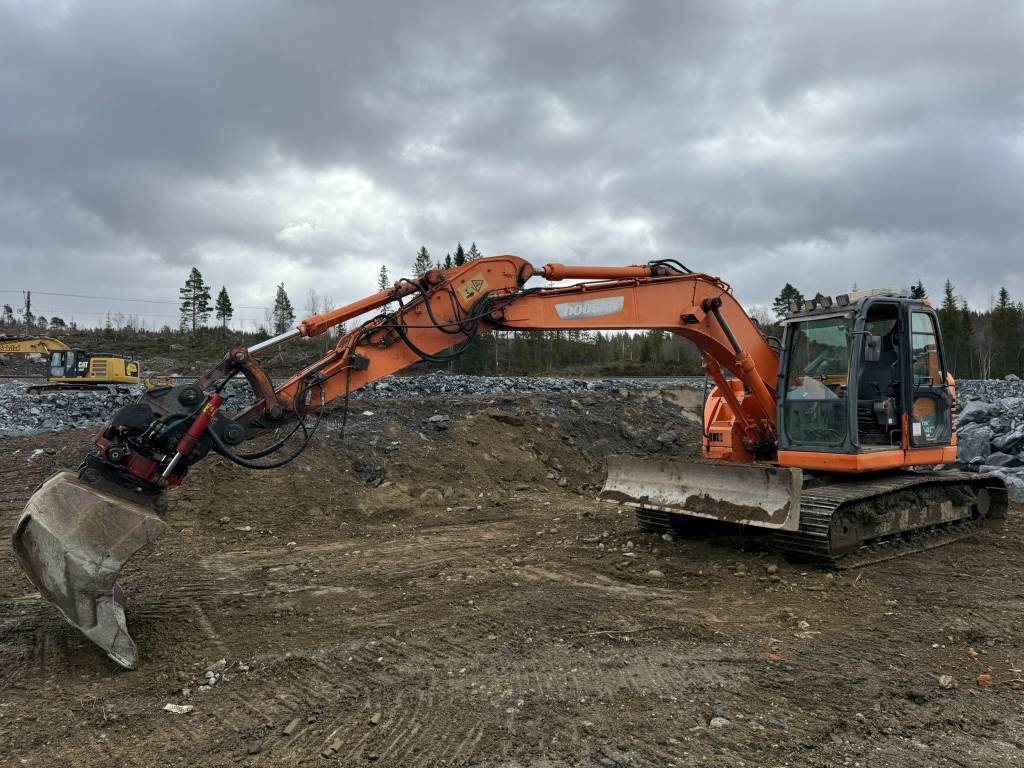Doosan DX 140 LCR - Crawler excavator: picture 1 Doosan DX 140 LCR - Crawler excavator: picture 1