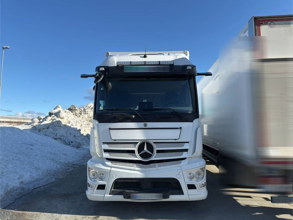 Mercedes-Benz Actros 1833 - Other machinery: picture 3 Mercedes-Benz Actros 1833 - Other machinery: picture 3