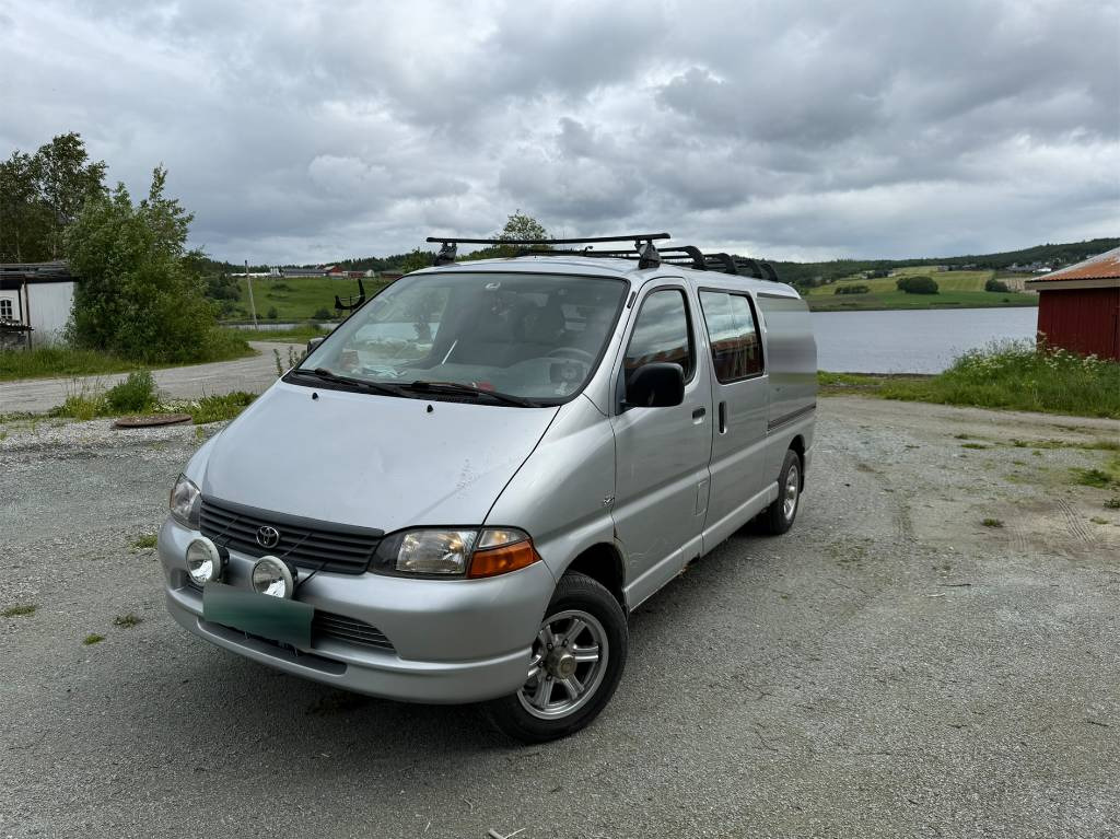 Toyota Hiace 4x4 - Panel van: picture 1 Toyota Hiace 4x4 - Panel van: picture 1