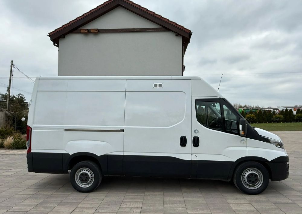 Iveco Daily 35S13 - Panel van: picture 4 Iveco Daily 35S13 - Panel van: picture 4