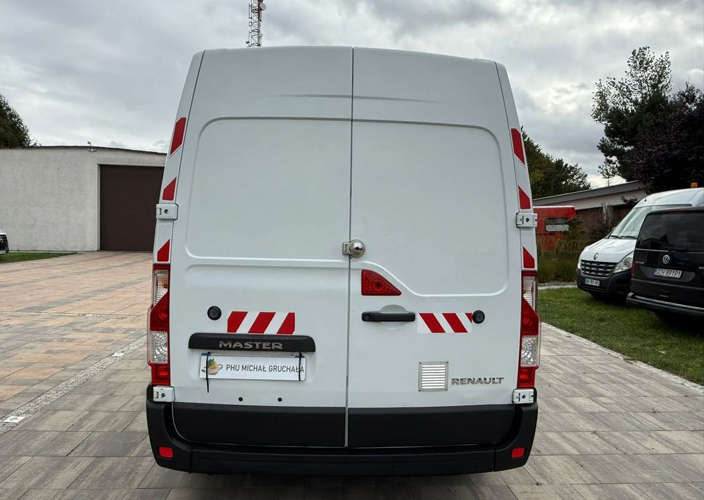 Renault Master - Combi van: picture 5 Renault Master - Combi van: picture 5