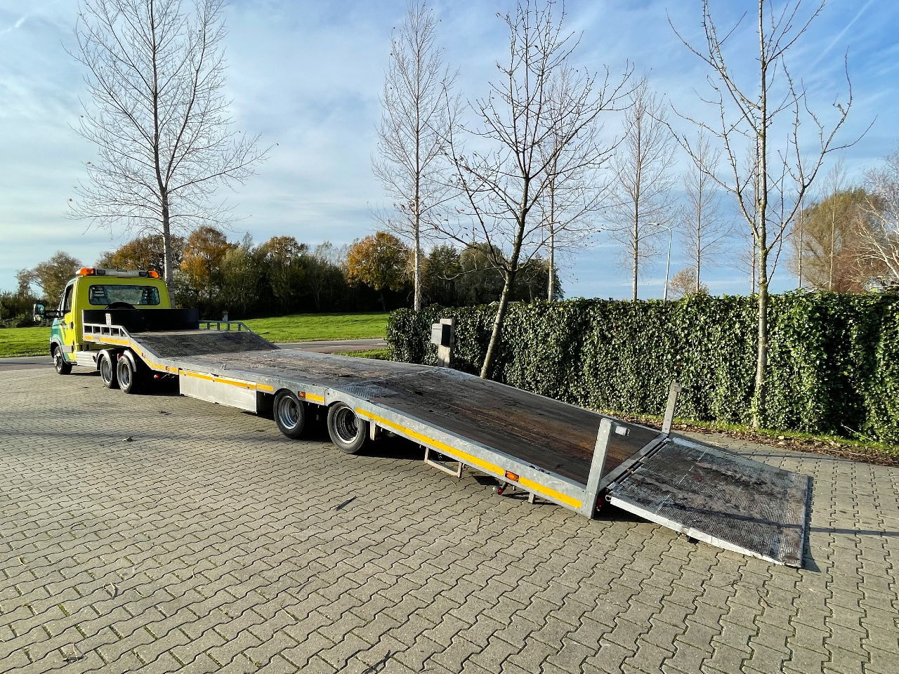 Iveco Daily 35C18 - Mini artic tractor unit, Autotransporter semi-trailer: picture 3 Iveco Daily 35C18 - Mini artic tractor unit, Autotransporter semi-trailer: picture 3