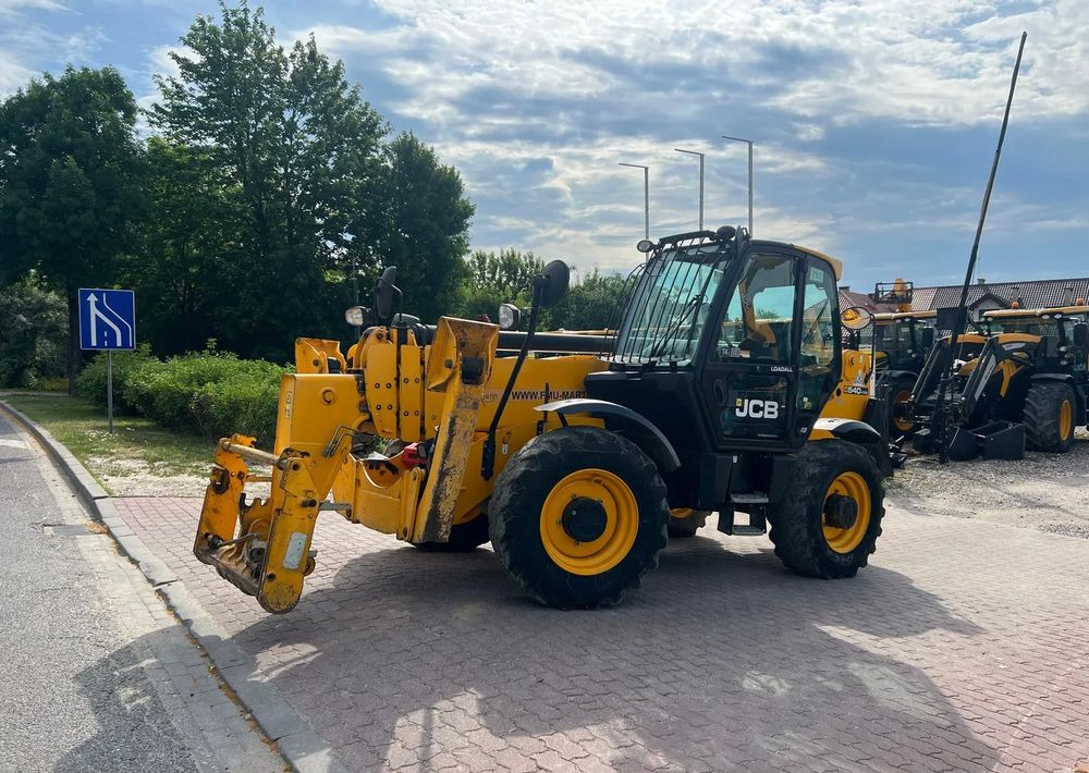 JCB 540-170 - Telescopic handler: picture 1 JCB 540-170 - Telescopic handler: picture 1