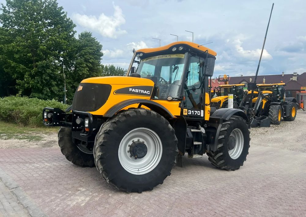 JCB Fastrac 3170 Plus - Farm tractor: picture 1 JCB Fastrac 3170 Plus - Farm tractor: picture 1