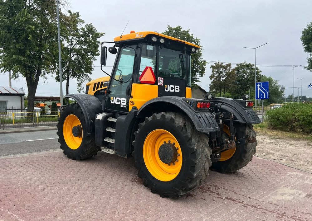 JCB Fastrac 3230 Xtra - Farm tractor: picture 3 JCB Fastrac 3230 Xtra - Farm tractor: picture 3