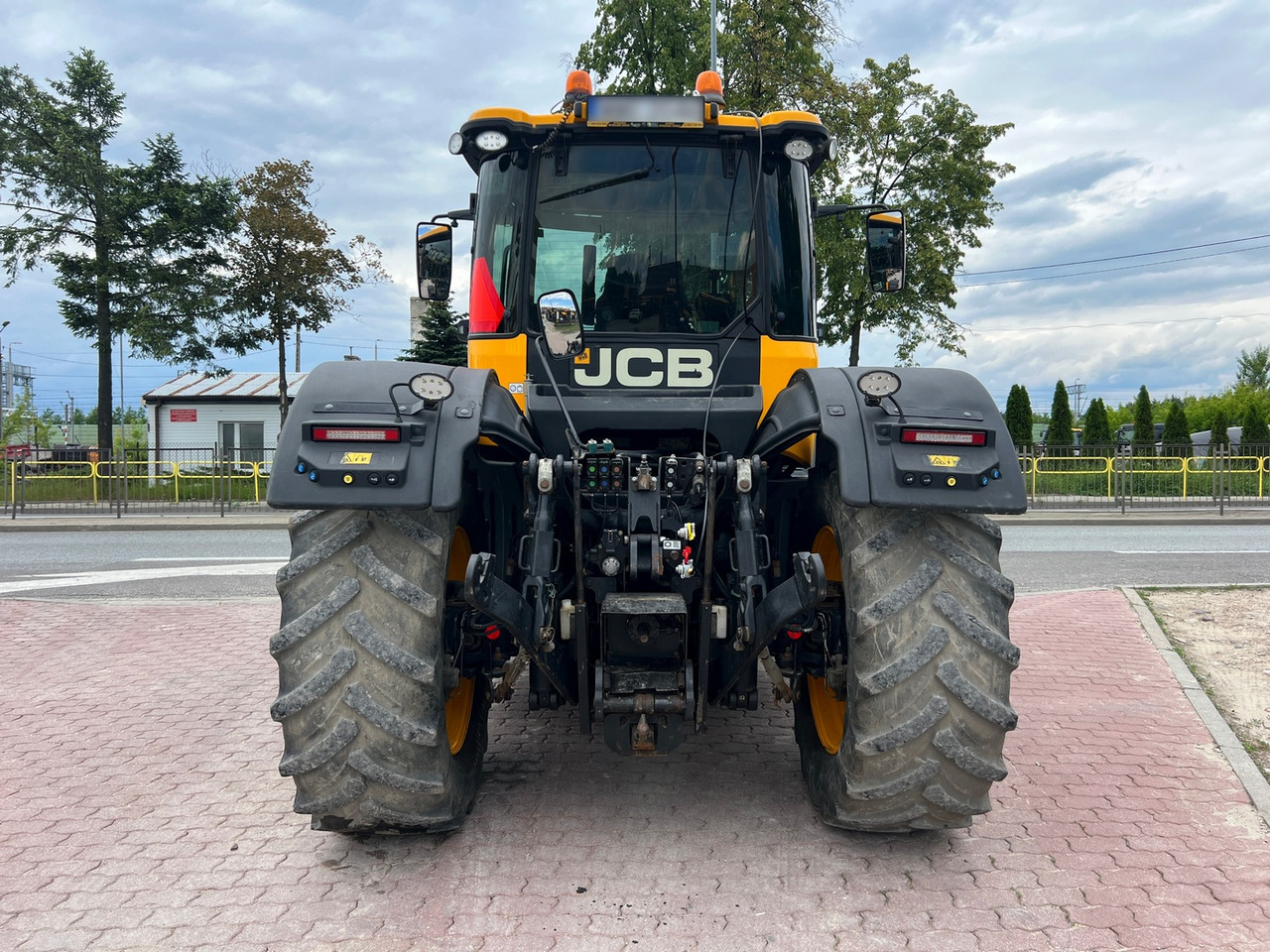 JCB Fastrac 4220 - Farm tractor: picture 4 JCB Fastrac 4220 - Farm tractor: picture 4