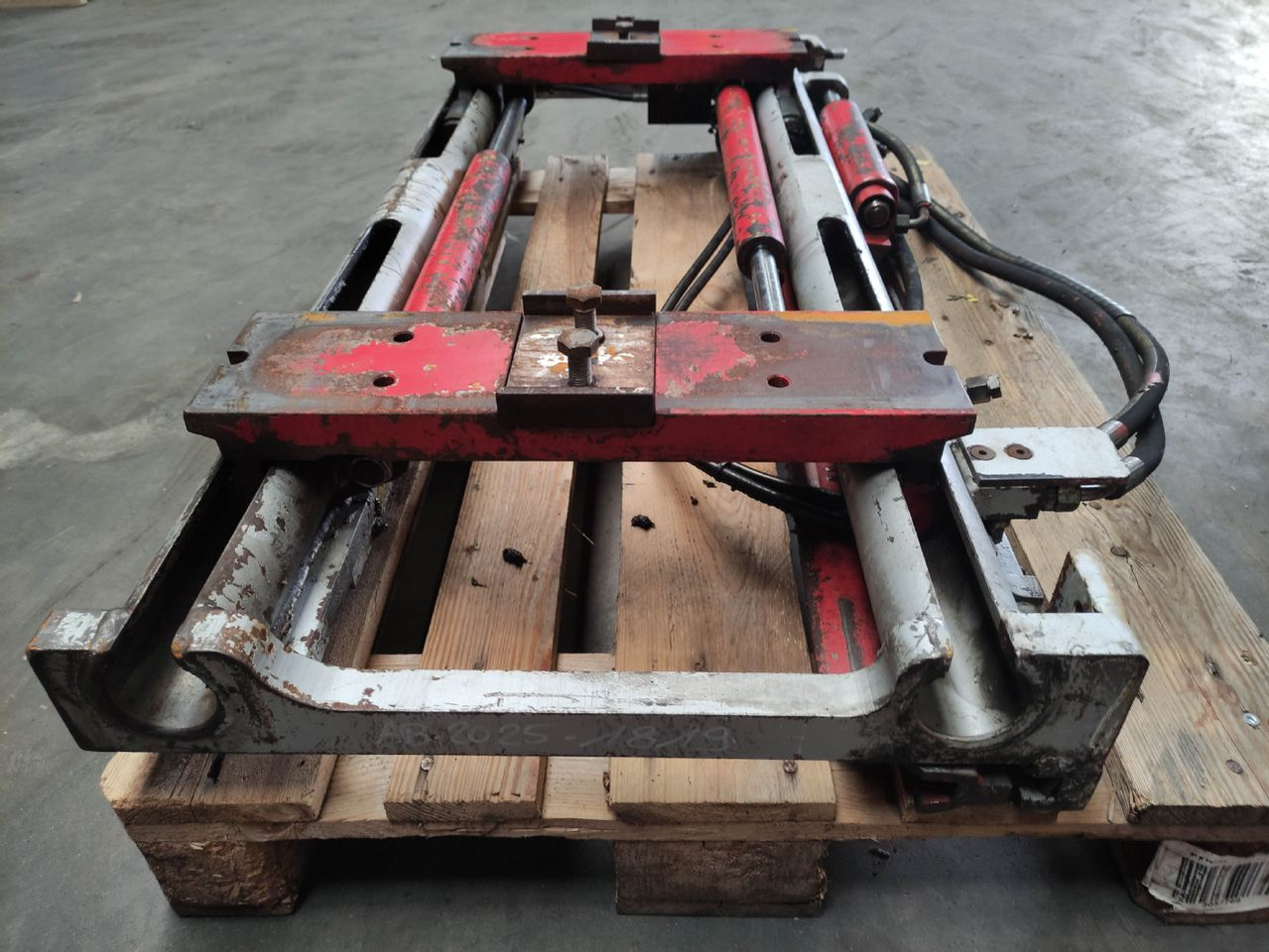 Durwen RZV 35-S - Attachment for Material handling equipment: picture 3 Durwen RZV 35-S - Attachment for Material handling equipment: picture 3