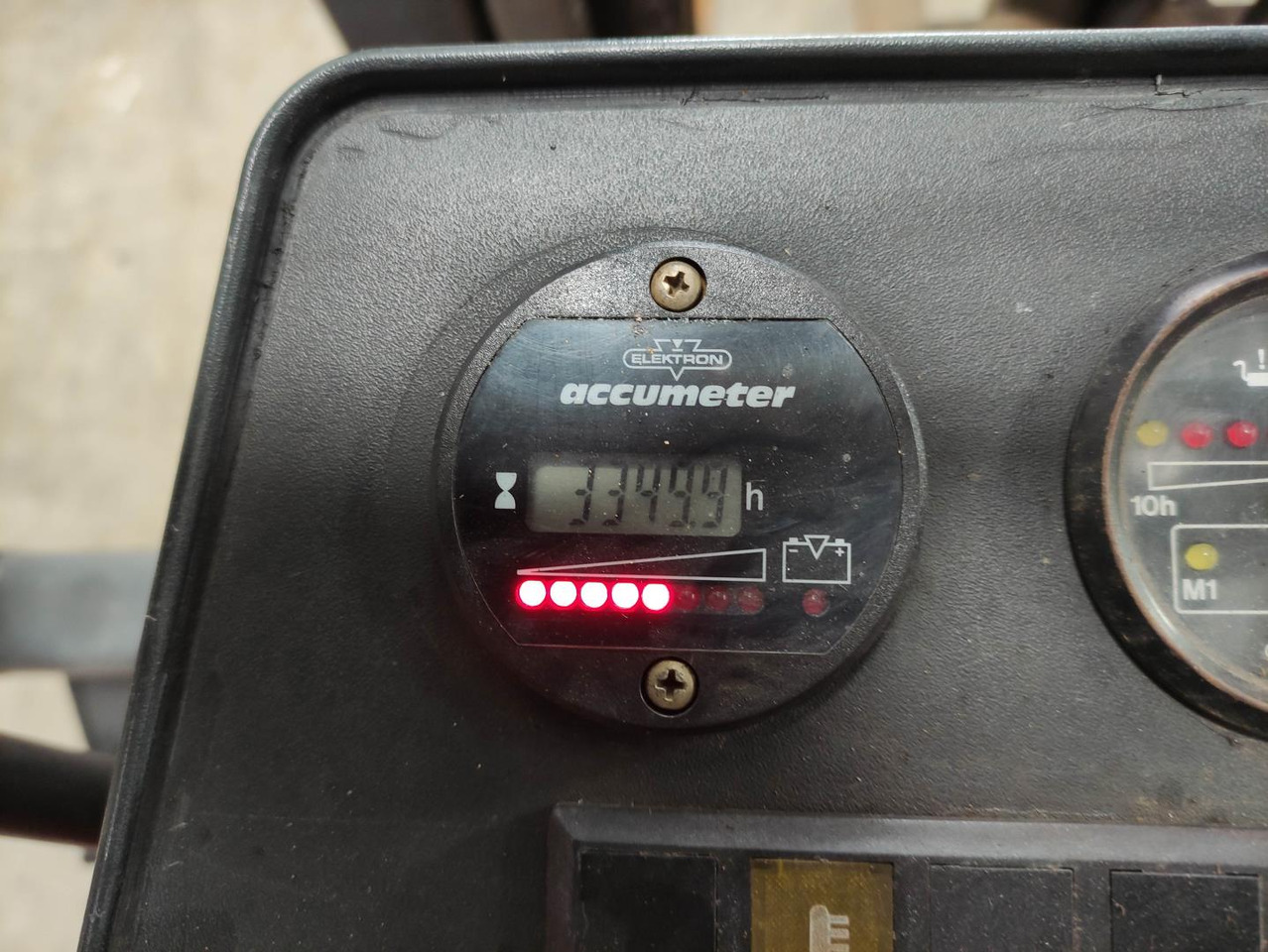 Electric forklift Still R20-18: picture 7