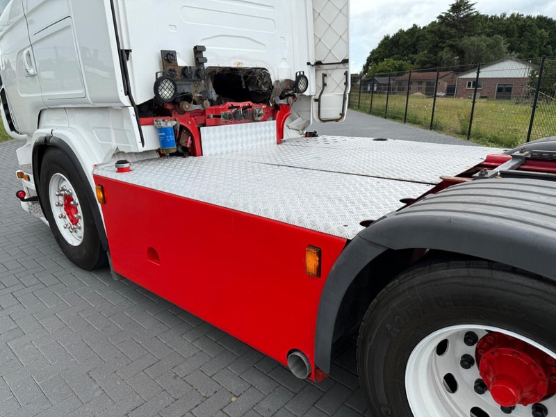 Tractor unit Scania R 560 SHOW TRUCK, RETARDER, LEATHER, I-PARK, TOP.: picture 9