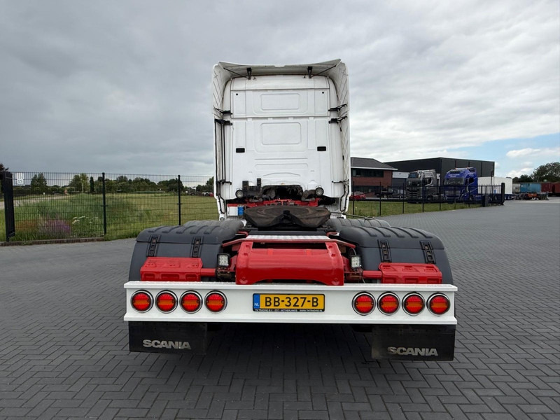 Tractor unit Scania R 560 SHOW TRUCK, RETARDER, LEATHER, I-PARK, TOP.: picture 15