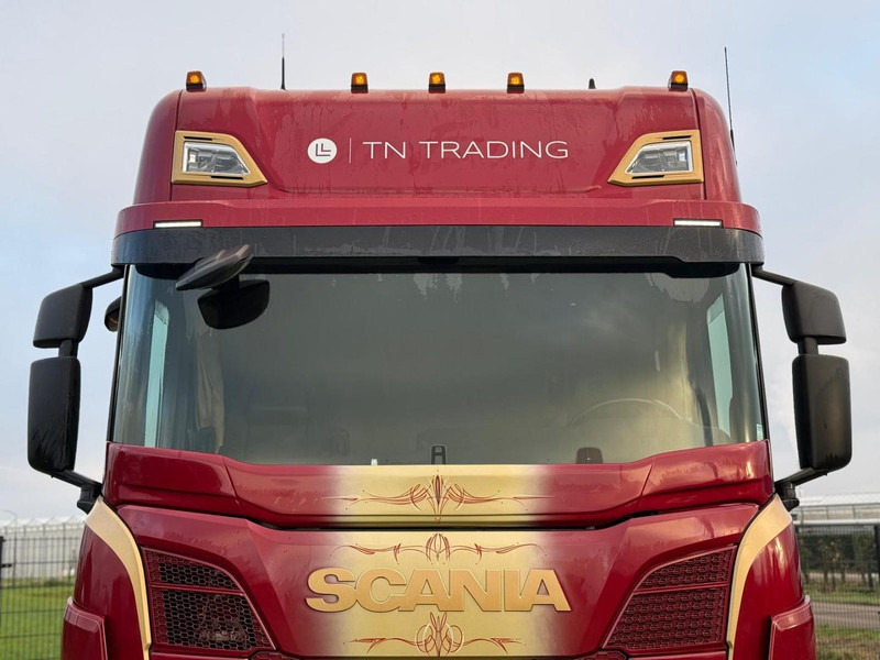 Scania R410 VOLLUCHT, 2 TANKS, LEER, ALCOA, SMART 2 TACHO, LEDER. - Tractor unit: picture 5 Scania R410 VOLLUCHT, 2 TANKS, LEER, ALCOA, SMART 2 TACHO, LEDER. - Tractor unit: picture 5