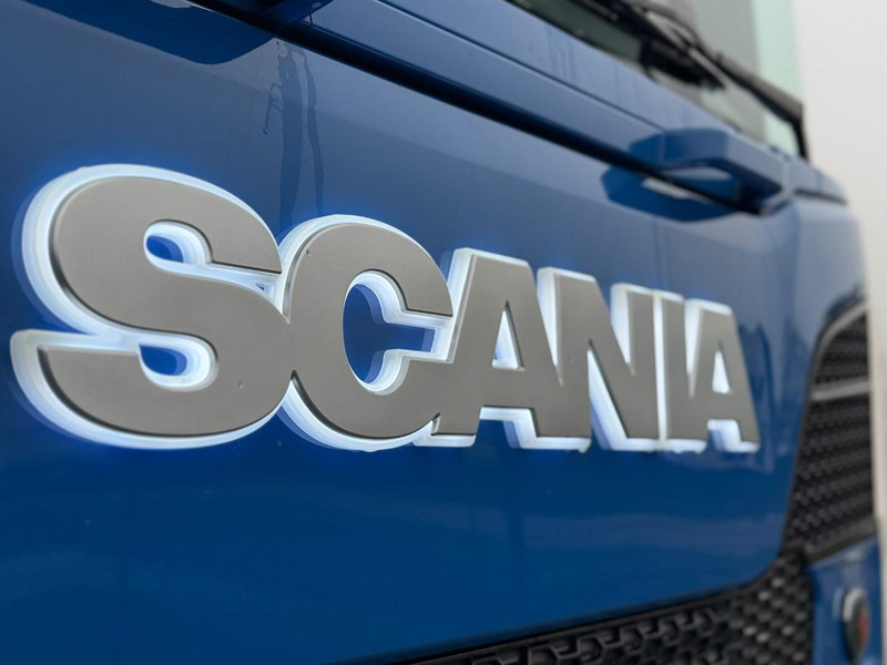 Scania S500 2.95WB, VOLLUCHT, LEER, TOPSTAAT, RETARDER, OMVORMER. - Tractor unit: picture 4 Scania S500 2.95WB, VOLLUCHT, LEER, TOPSTAAT, RETARDER, OMVORMER. - Tractor unit: picture 4