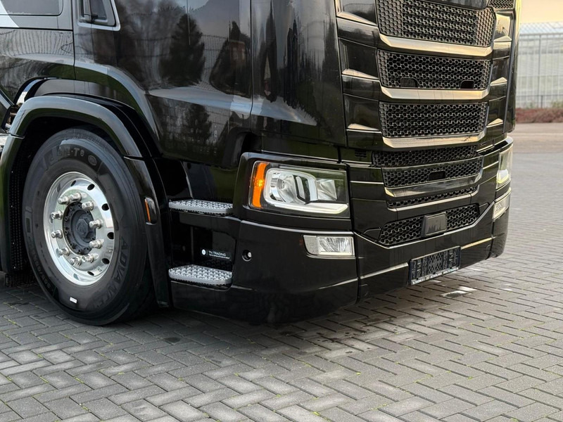 Scania S500 VOLLUCHT, HYDRAULIEK, 6 BALGEN, RETARDER, NIEUWE ACHTERBANDEN. - Tractor unit: picture 4 Scania S500 VOLLUCHT, HYDRAULIEK, 6 BALGEN, RETARDER, NIEUWE ACHTERBANDEN. - Tractor unit: picture 4